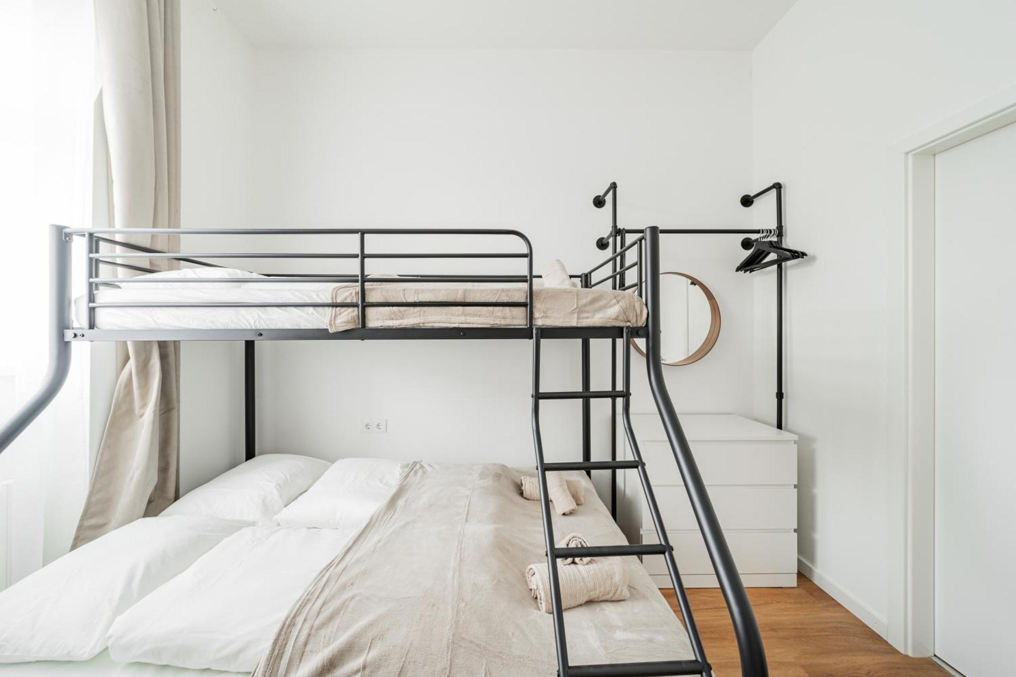 Modern Central City Rooms Виена Екстериор снимка